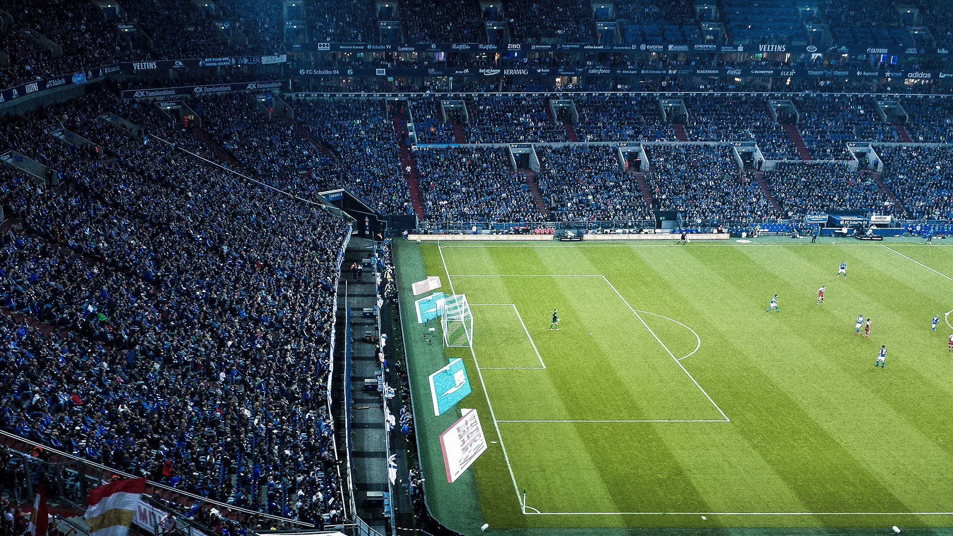 米兰app体育下载-《ApexLegends》“极夜风暴”新地图上线，战术战局多变，引爆战火辉煌